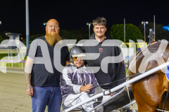 2025_PACEPIX_GP14102025_Race8_StrikingADeal_WIN_WEB-16