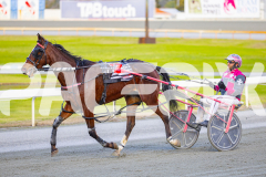 2025_PACEPIX_GP28072025_RACE8_SweetViviene_WIN_WEB-17
