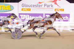 2025_PACEPIX_GP22042025_Race8_TobyGeorge_WIN_WEB-17