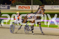 2025_PACEPIX_GP22042025_Race8_TobyGeorge_WIN_WEB-18