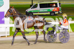 2025_PACEPIX_GP22042025_Race8_TobyGeorge_WIN_WEB-21