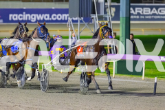 2026_PACEPIX_GP18042026_RACE8_WakeUpGeoff_WIN_WEB-3