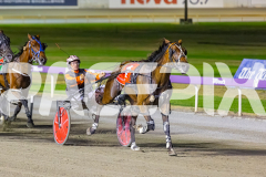 2026_PACEPIX_GP02012026_RACE8_WickedHustler_WIN_WEB-3