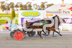 2025_PACEPIX_GP28072025_RACE9_Alfredi_WIN_WEB-4