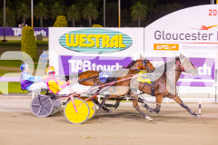 2025_PACEPIX_GP11112025_RACE9_DearDolly_WIN_WEB-8