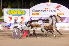 2025_Pacepix_GP26092025_Race9_HillviewBondi_WIN_WEB-8