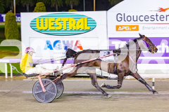 2025_PACEPIX_GP24102025_Race9_MaximumRock_WIN_WEB-10