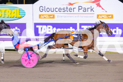 2026_PACEPIX_GP15052026_RACE9_RumbleStrip_WIN_WEB-9
