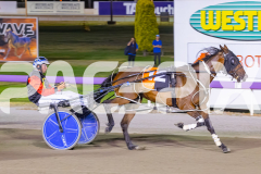 2025_PACEPIX_GP19122025_RACE9_WanderingGirl_WIN_WEB-8