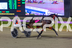 2026_PACEPIX_GP05062026_RACE5_Luvbite_WIN_WEB-12