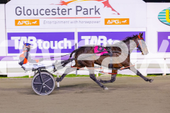 2026_PACEPIX_GP05062026_RACE5_Luvbite_WIN_WEB-14